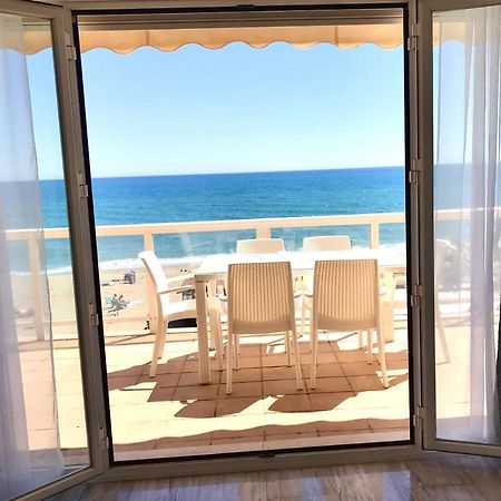 Beachfront Apartment In La Cala De Mijas Kültér fotó