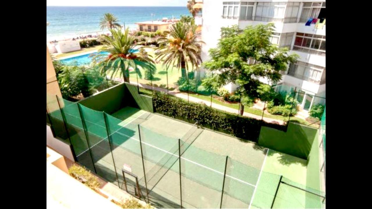 Beachfront Apartment In La Cala De Mijas Kültér fotó
