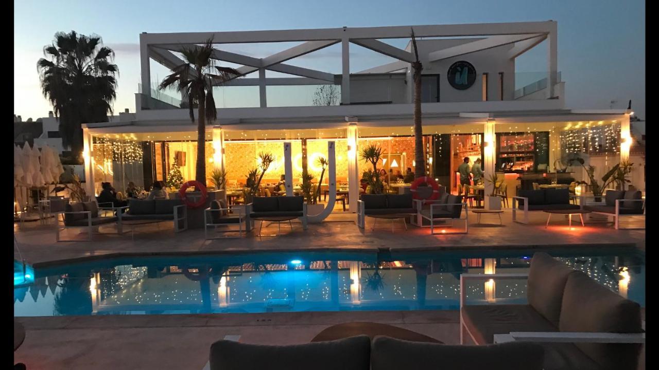 Beachfront Apartment In La Cala De Mijas Kültér fotó