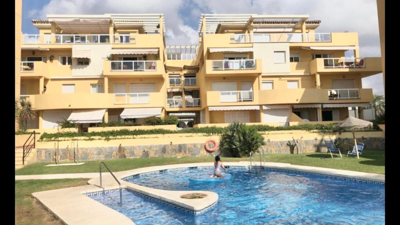 Beachfront Apartment In La Cala De Mijas Kültér fotó